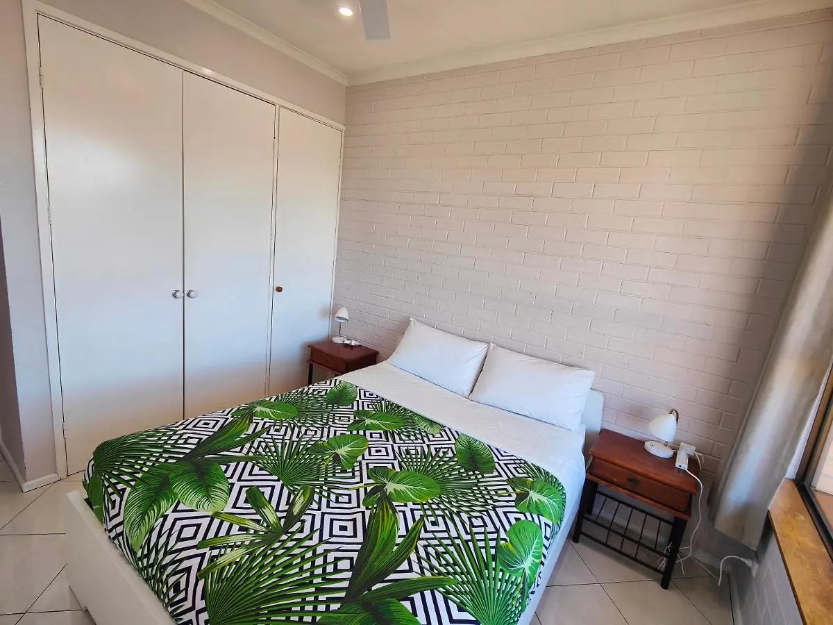 Tuggeranong Short Stay #08C - Sleeps 6 Canberra 0*,  Australia